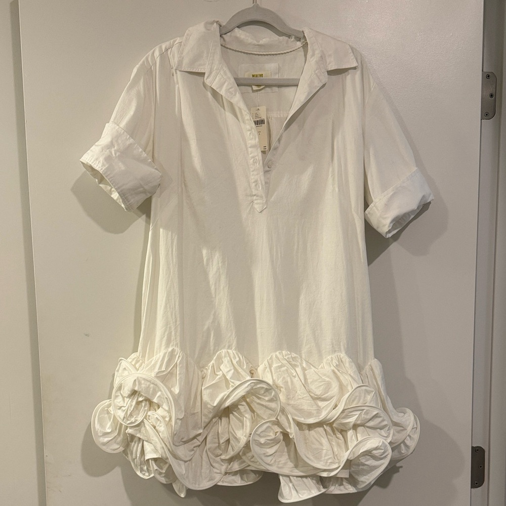White Ruffled Hem Dress - Picture 2 of 4
